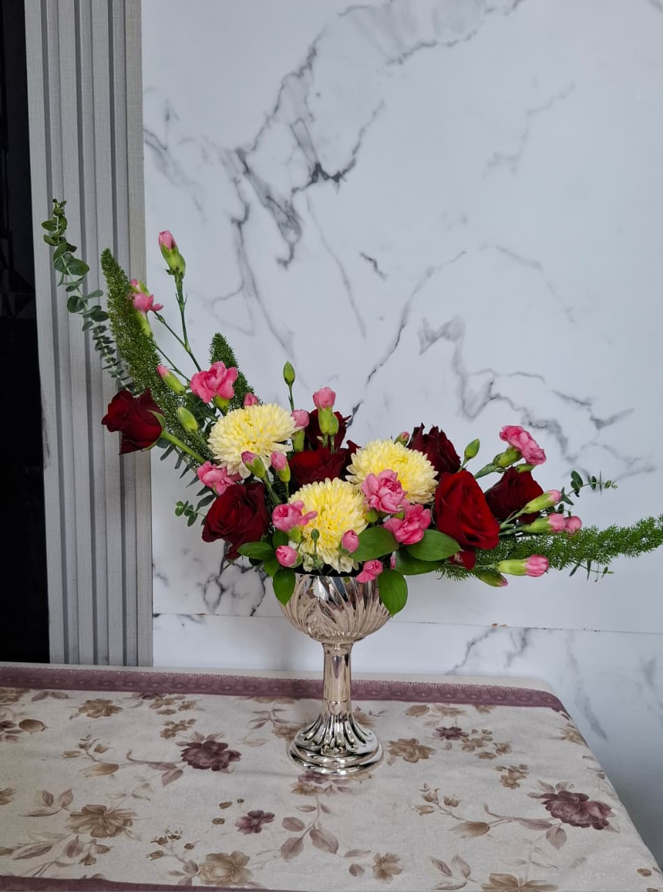 Bunga Meja Elegan